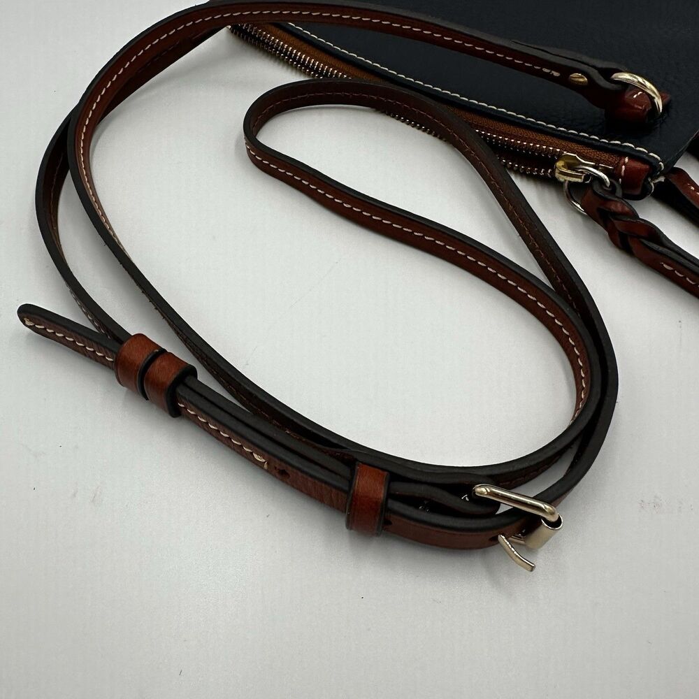 Dooney & Bourke Pebbled Navy Brown Crossbody Bag Braided Gently Used - Picture 7 of 15